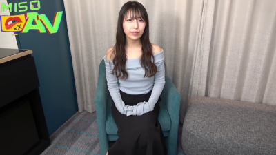 avuncen น้องใหม่สายอ้อนโดนจับกดร้องลั่น FC2 PPV 4636989