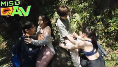 avจีน พ่อไม่อยู่ แม่ลูกจัดกลางป่า! เย็ดซะน้ำแตกคารู MD-0353